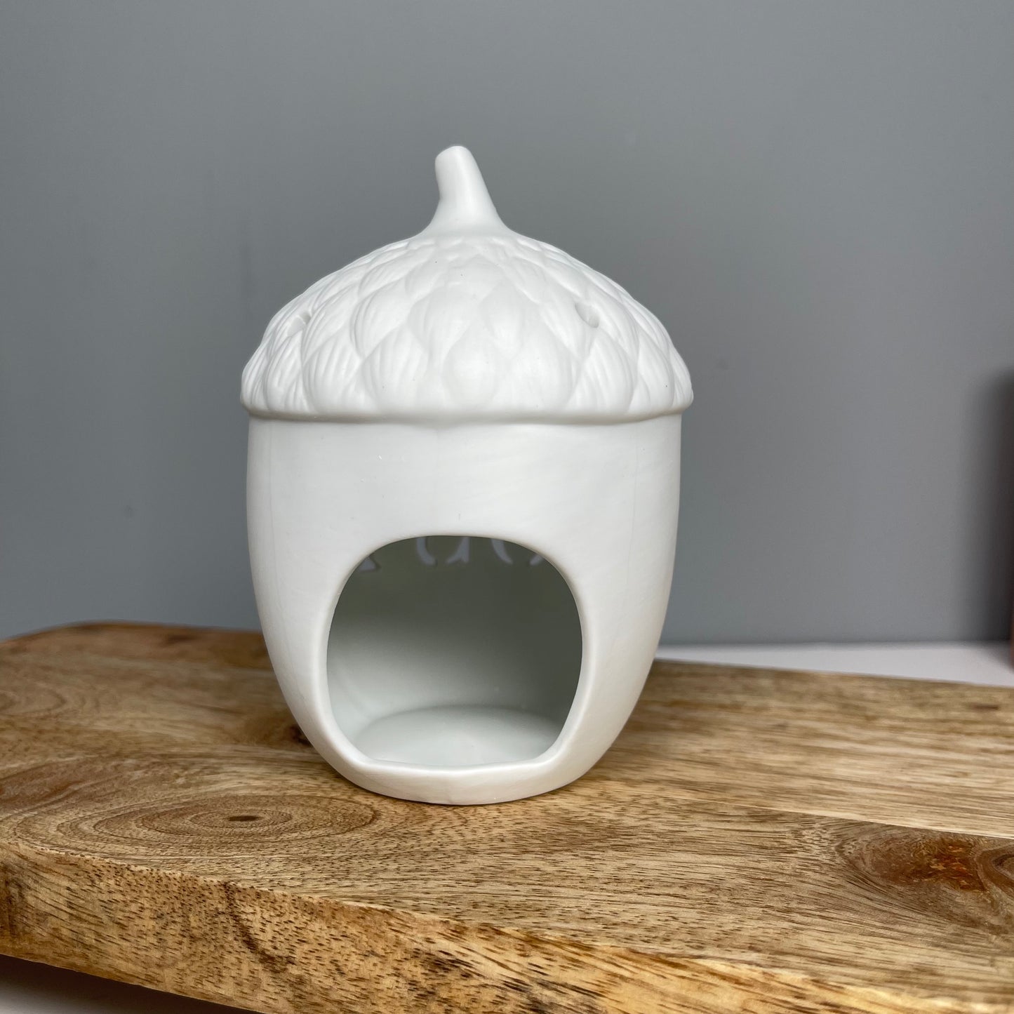 White Acorn Tealight Holder
