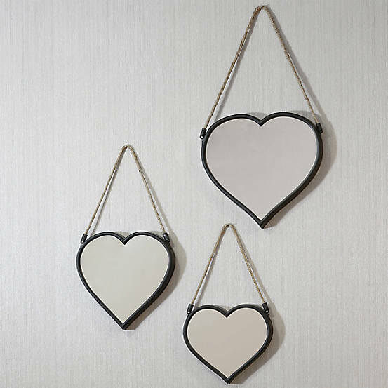 Set 3 Black Framed Hanging Wall Mirrors Heart Shaped 3 Different Sizes