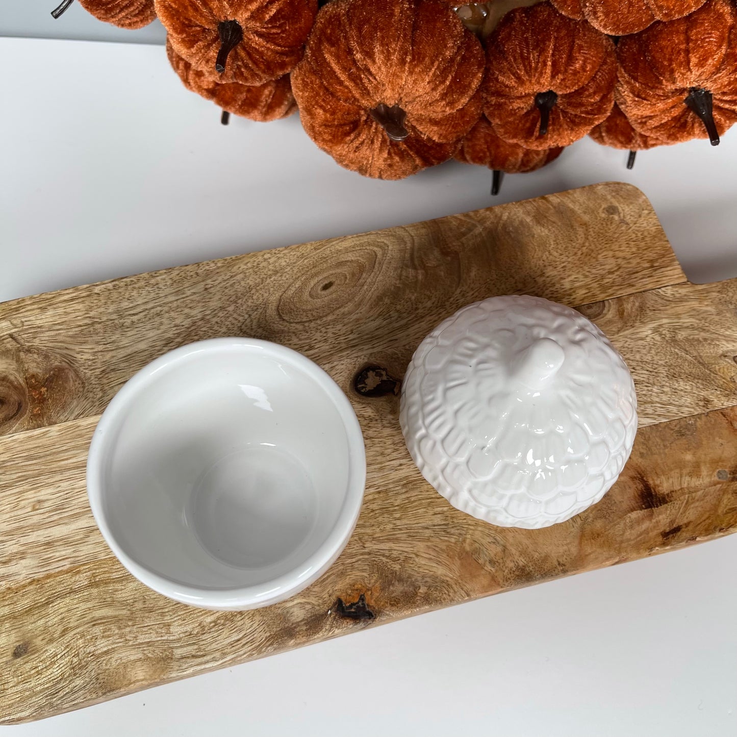 White Rustic Acorn Storage Pot in 2 sizes