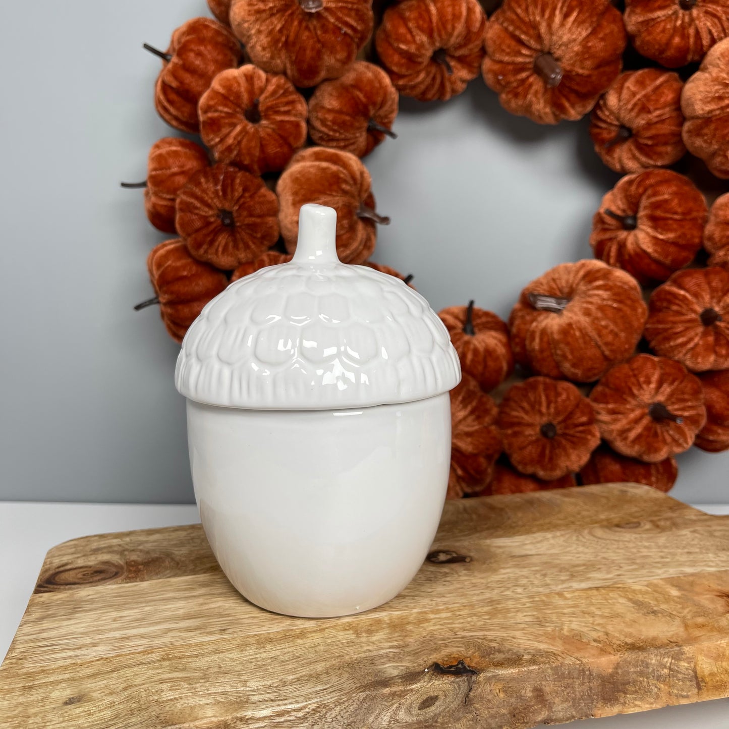 White Rustic Acorn Storage Pot in 2 sizes