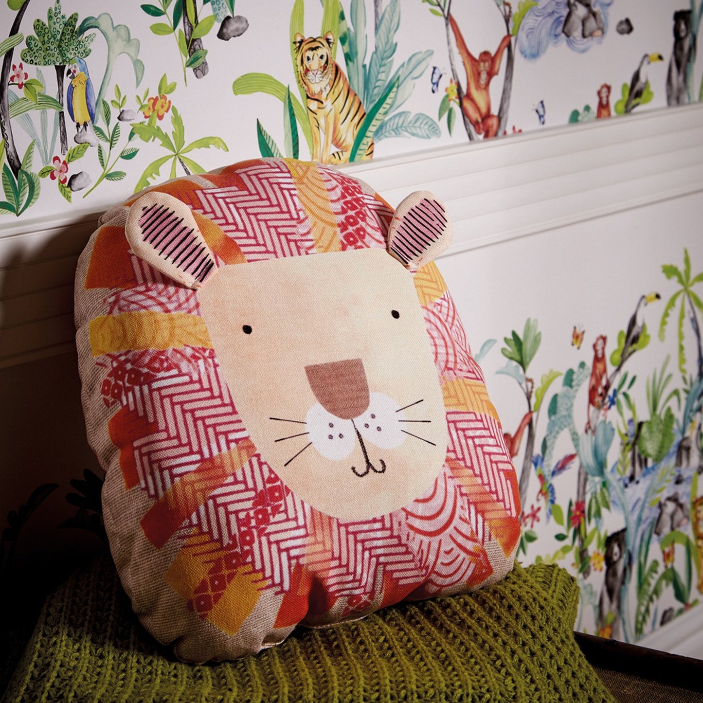 Fun Lion Face  Cushion Filled Kids Bedroom Nursey Home Decor 40 x 40 cm