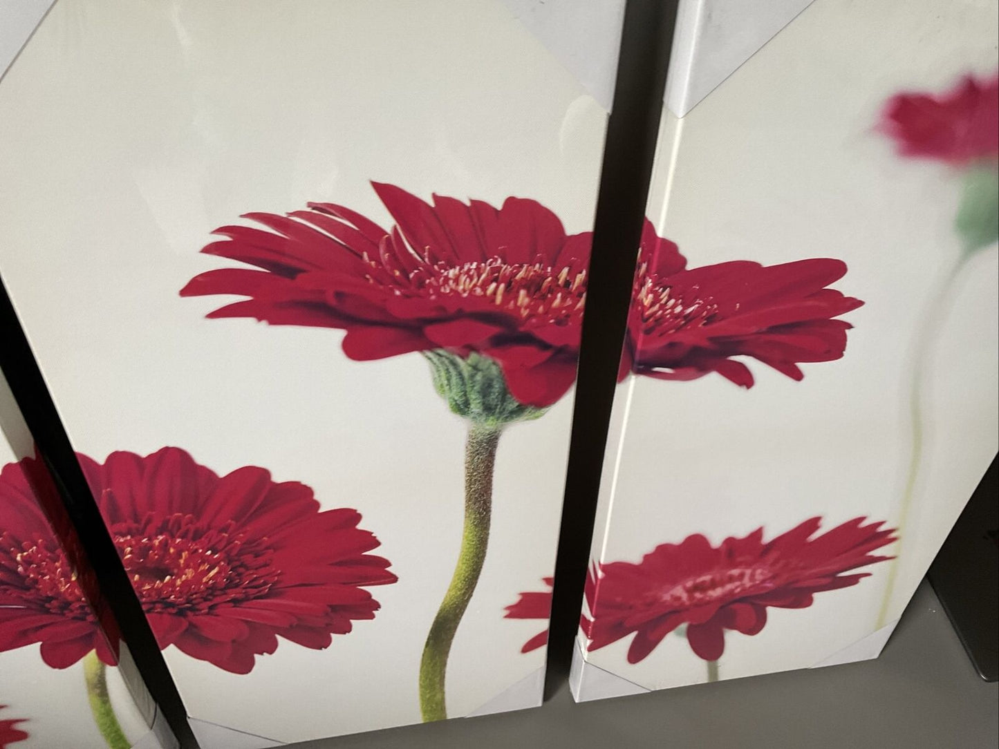 Red white Split Panel Canvas Large Overall Size 90 X 60 Home Decor RRP£50