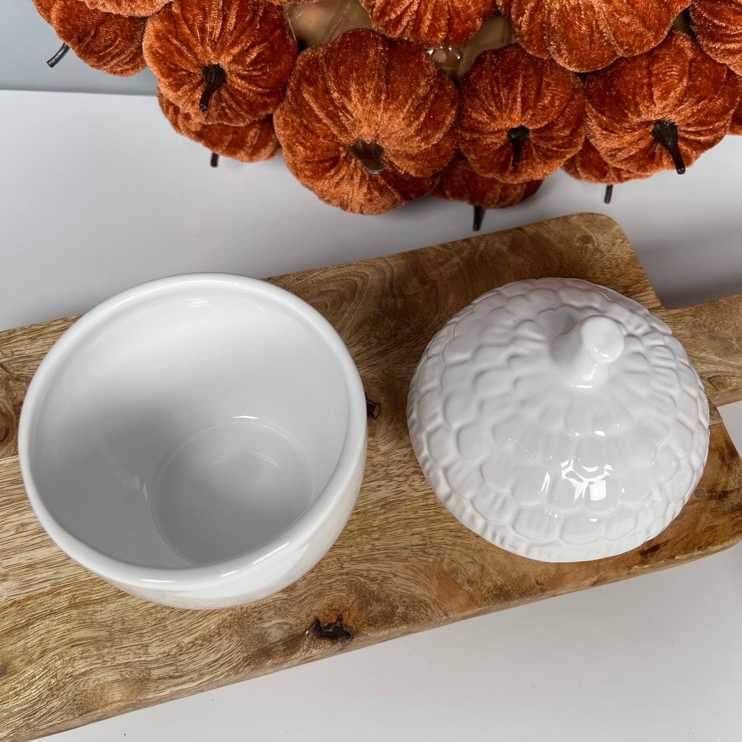 White Rustic Acorn Storage Pot in 2 sizes